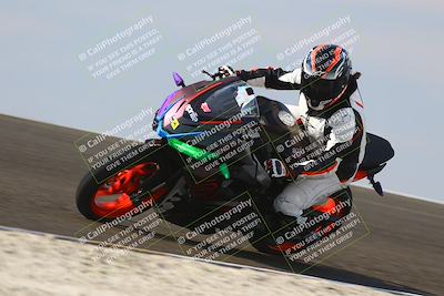 media/Nov-02-2025-Lets Ride (Sun) [[f7a3caa734]]/B Group/1120am (Turn 2 Inside)/